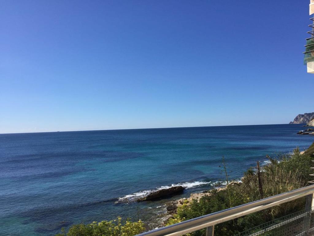 Moraira Sea Front, First Line, Air Conditioning, Heating, First Floor, 2 Habs 4Beds Exterior photo