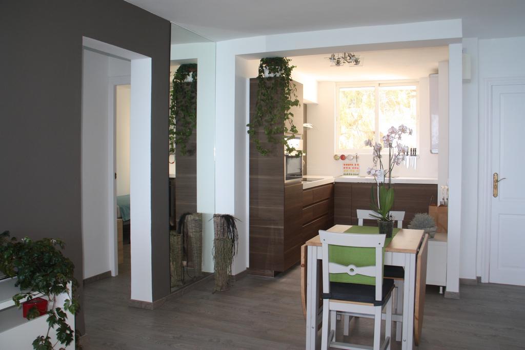 Moraira Sea Front, First Line, Air Conditioning, Heating, First Floor, 2 Habs 4Beds Exterior photo