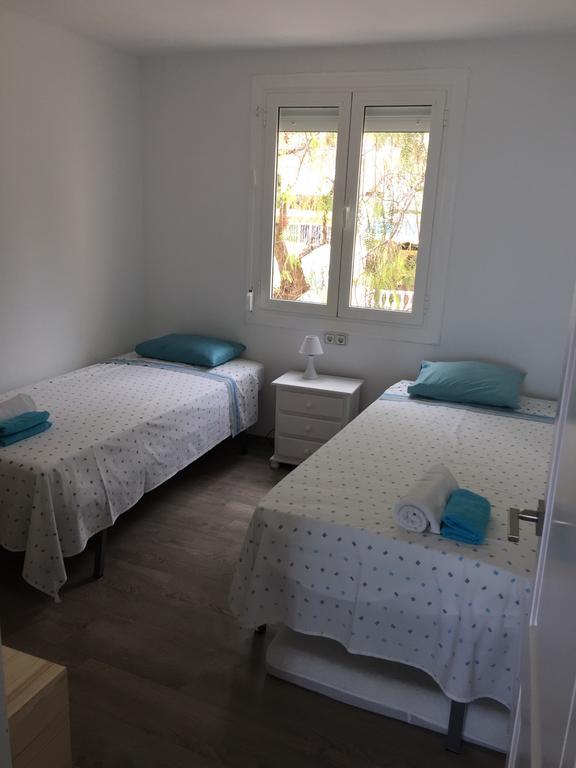 Moraira Sea Front, First Line, Air Conditioning, Heating, First Floor, 2 Habs 4Beds Exterior photo